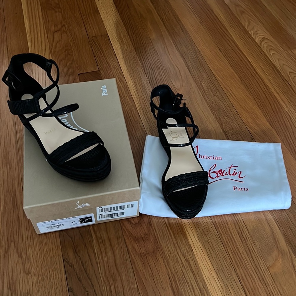 Christian Louboutin Bodrum Leather Wedge Sandal in Black